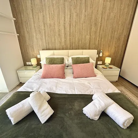 Eight Point Living Sl12 - Apartman *