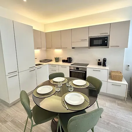 Eight Point Living Sl12 - Apartman *